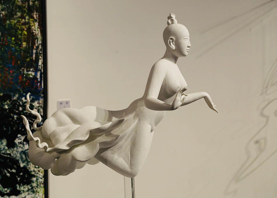 纪红 / 清美雕塑作品